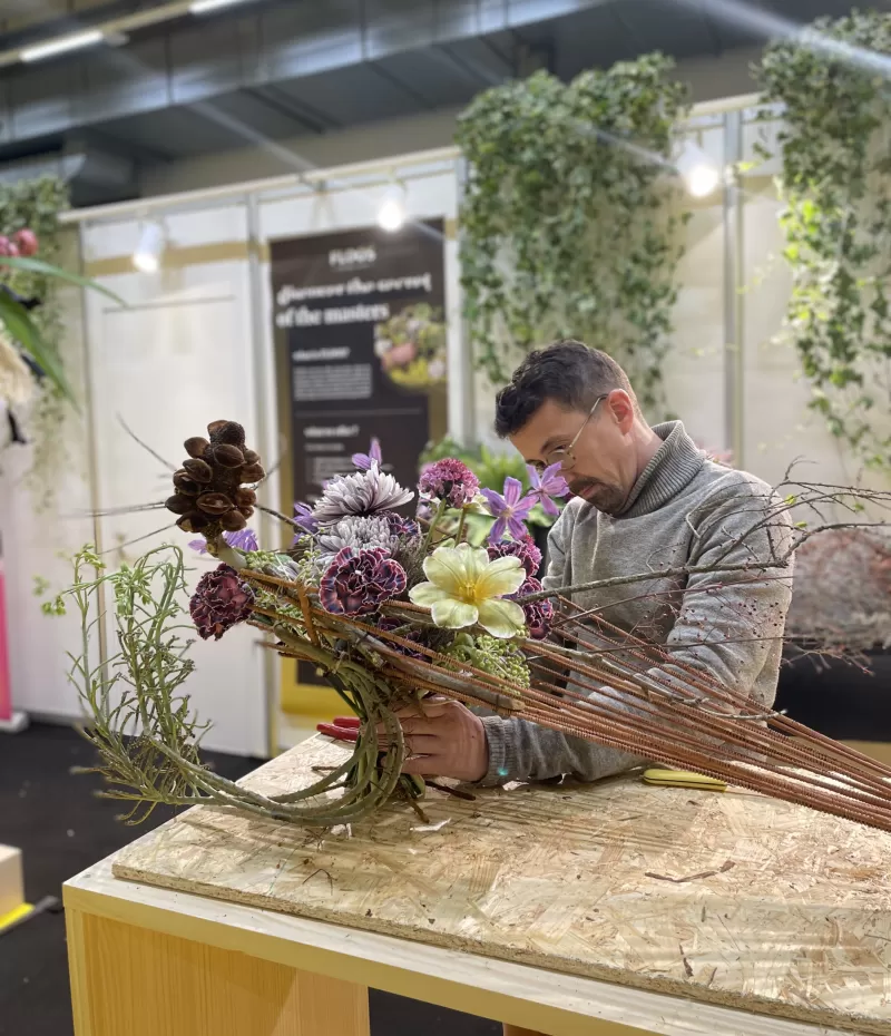 Frédéric Dupré bij FLOOS stand IPM Essen 2023